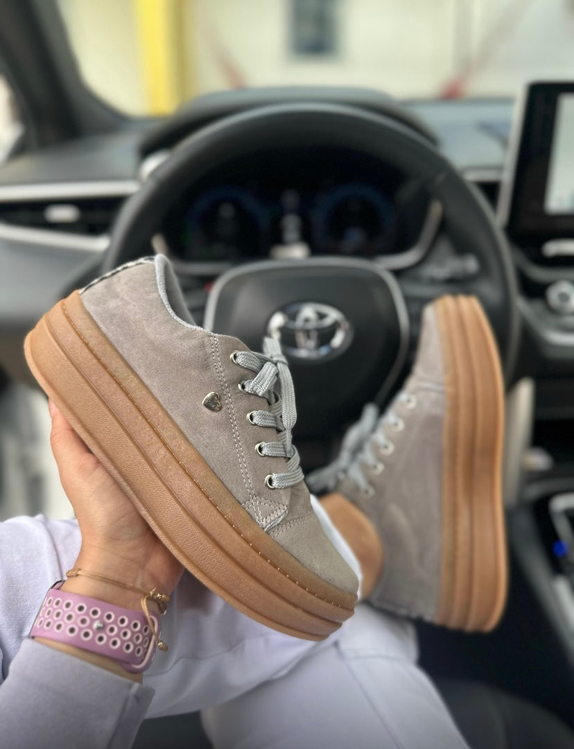 NUEVOS TENNIS BOLD DAMA ✨